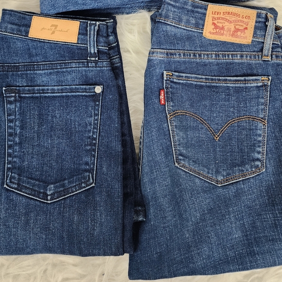 Bundle jeans ,vintage luxe, and Levi's - Picture 2 of 11